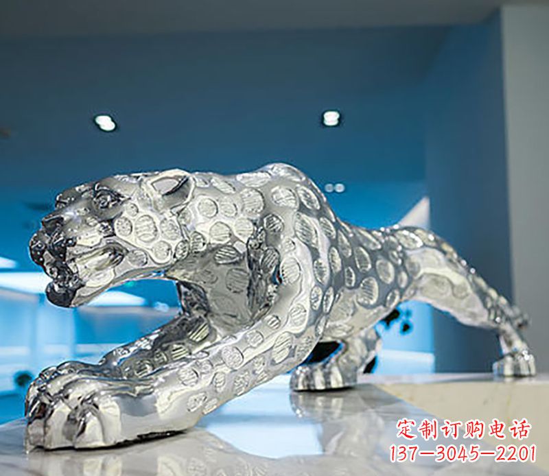 保定雄豹之美