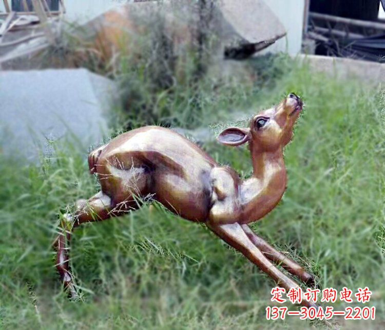保定奔跑的小鹿公园玻璃钢仿铜动物摆件