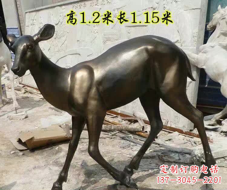 保定奔跑的小鹿铜雕 (2)