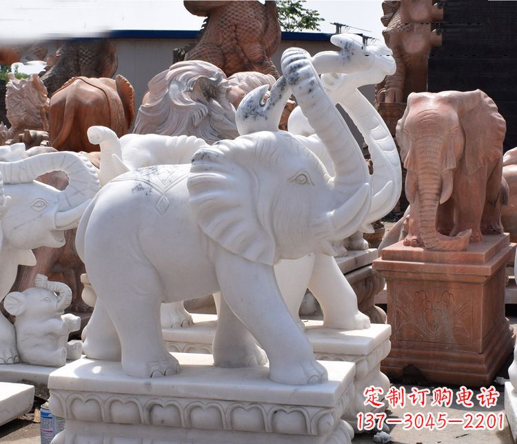 保定“优雅大象”汉白玉雕塑