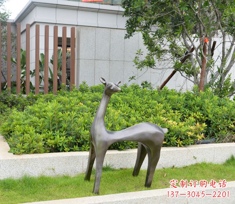 保定精致鹿形铜雕