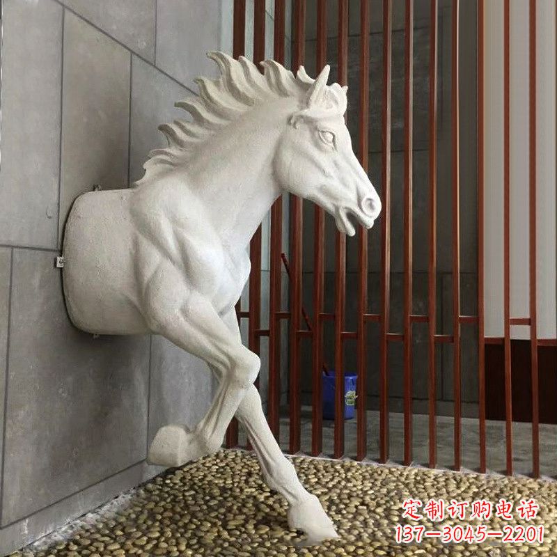 保定玻璃钢创意动物雕塑——穿墙而过
