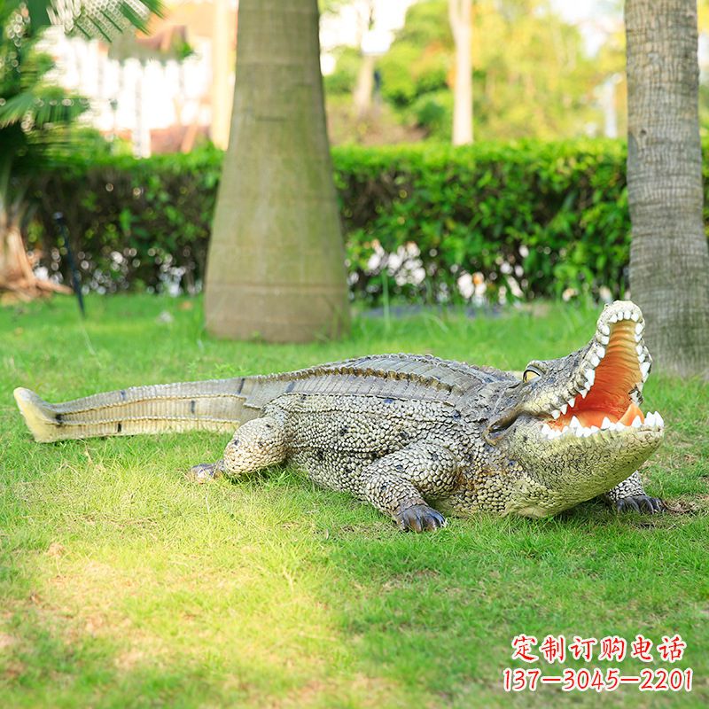 保定玻璃钢仿真动物雕塑点亮园林景观