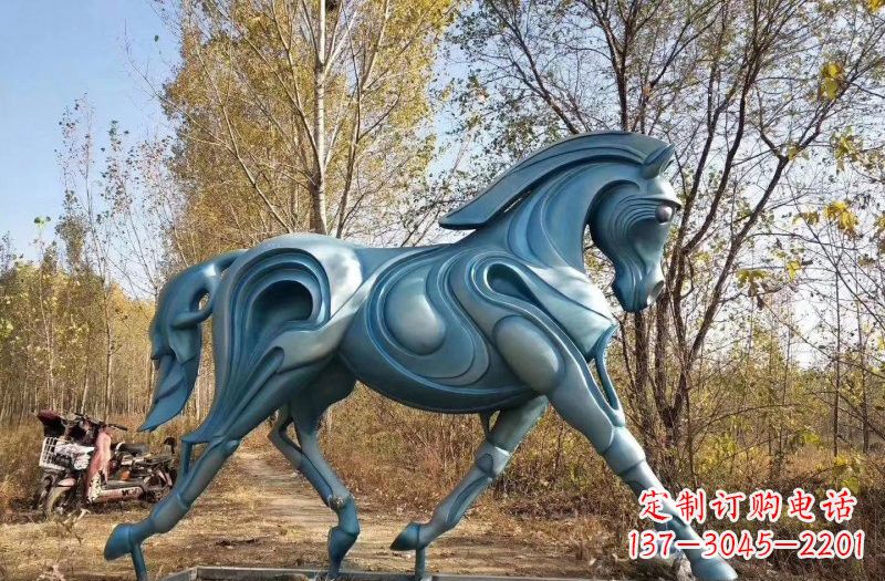 保定玻璃钢雕刻的奔马
