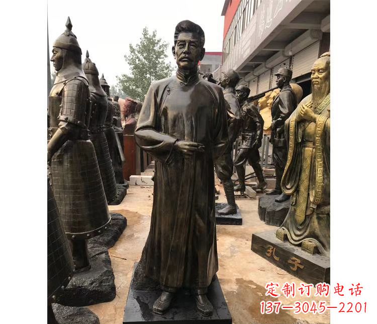 保定玻璃钢仿铜鲁迅雕塑——传承中国近代文化精神