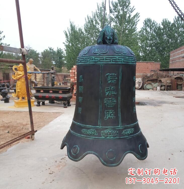 保定玻璃钢铜钟雕塑精美外观,持久耐用