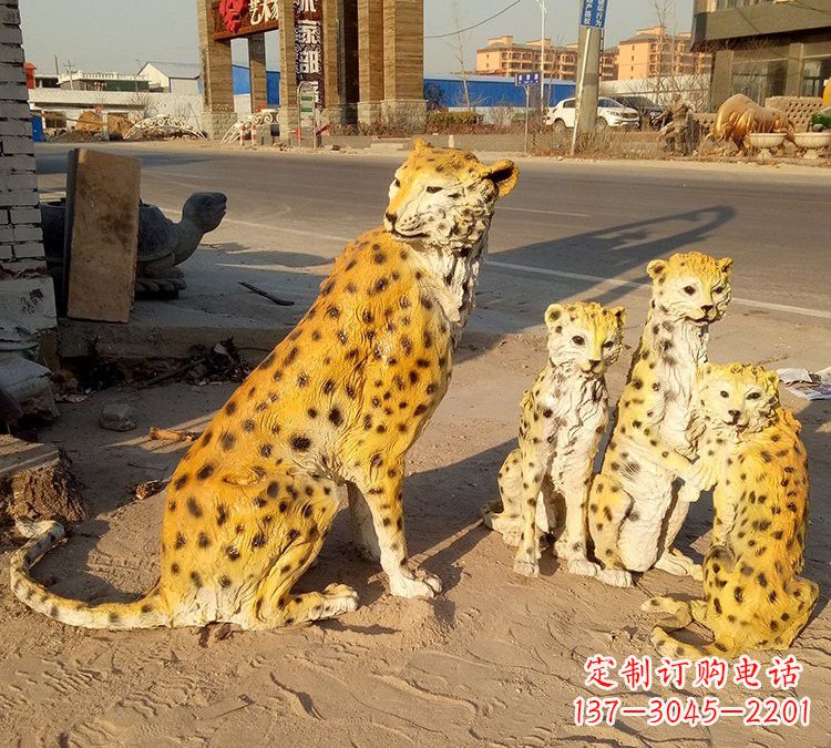 保定玻璃钢雕塑精美的豹子雕塑