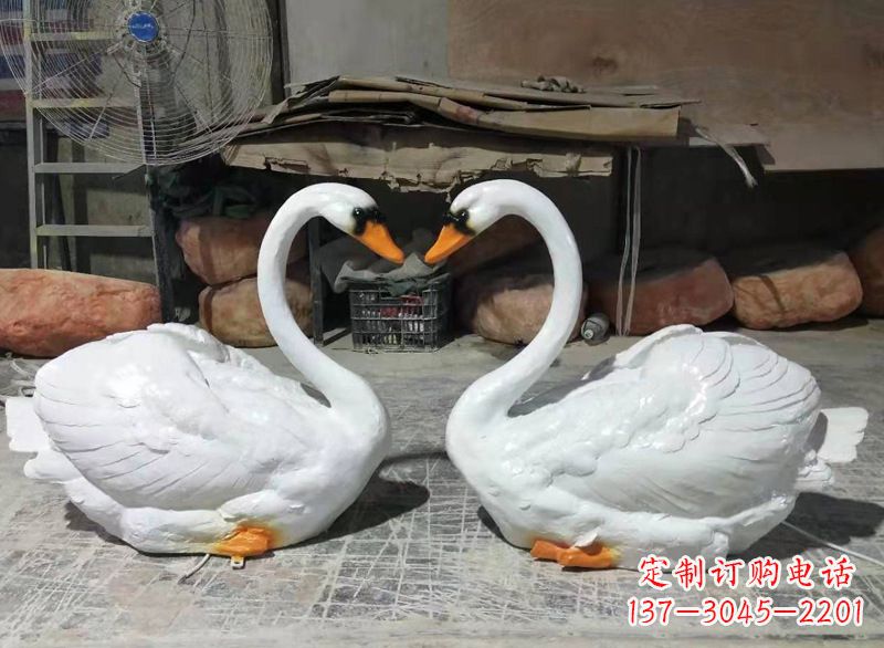 保定玻璃钢仿真发光天鹅雕塑