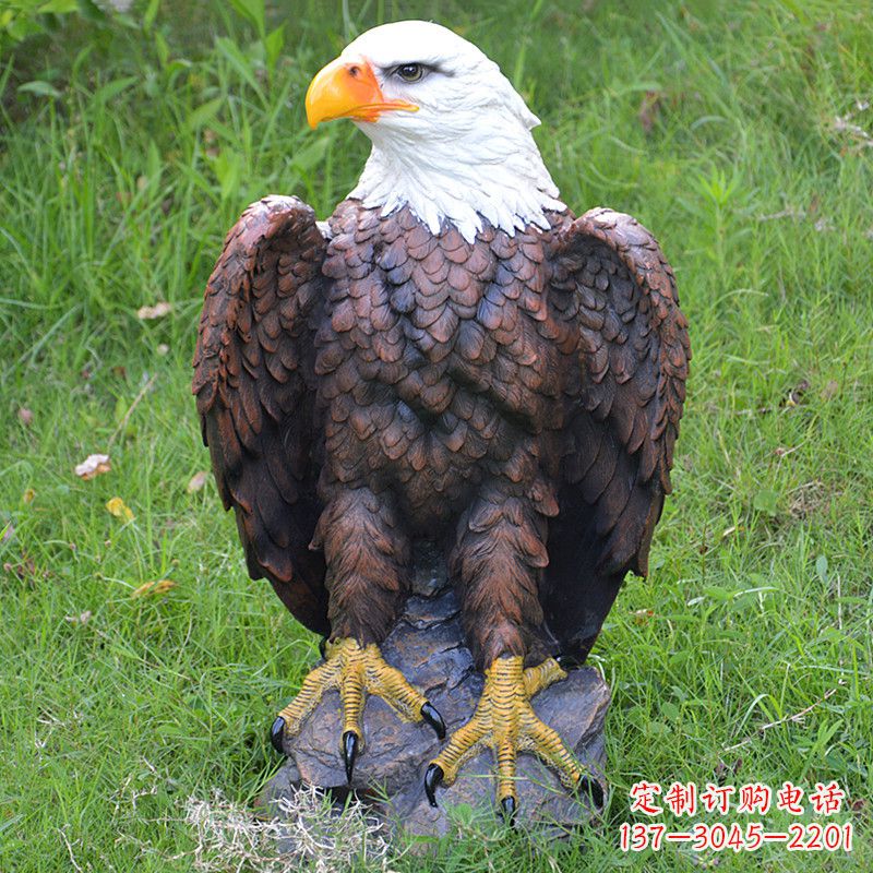 保定玻璃钢老鹰雕塑传统与现代的完美结合