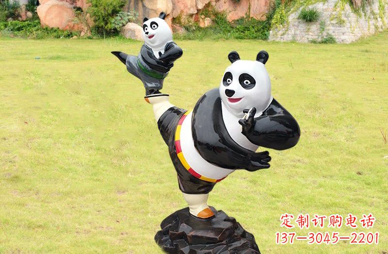 保定玻璃钢卡通熊猫雕塑的艺术之美