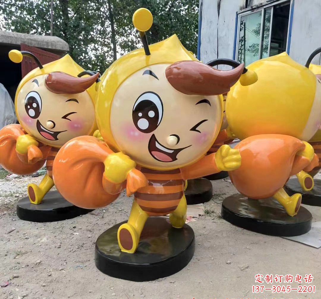 保定该雕塑的内容。