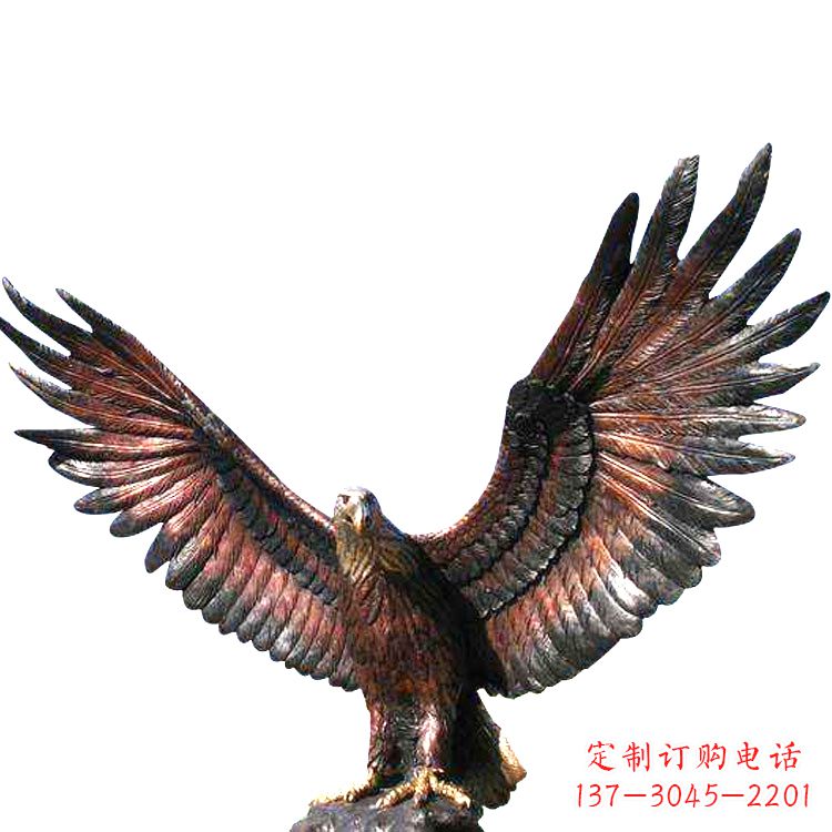 保定玻璃钢老鹰仿铜雕塑