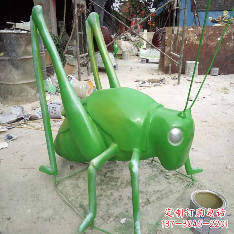 保定玻璃钢蝗虫雕塑精美的艺术造型