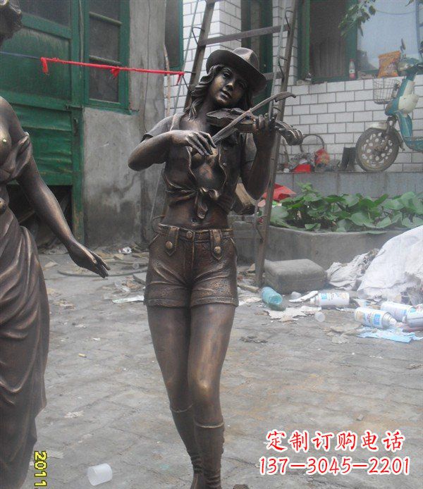 保定美丽的玻璃钢女性雕塑