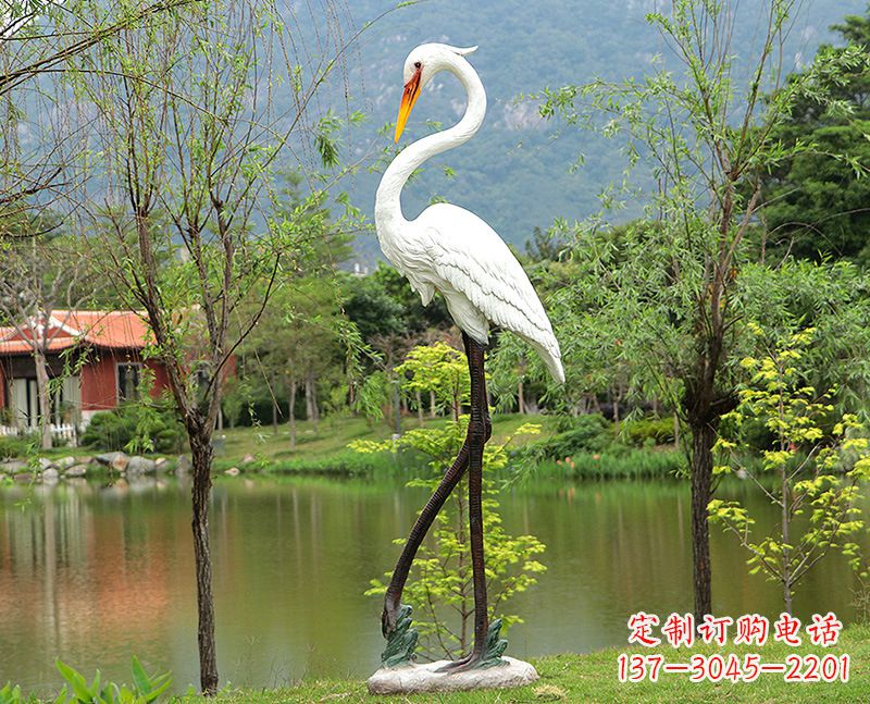 保定玻璃钢仙鹤雕塑价格