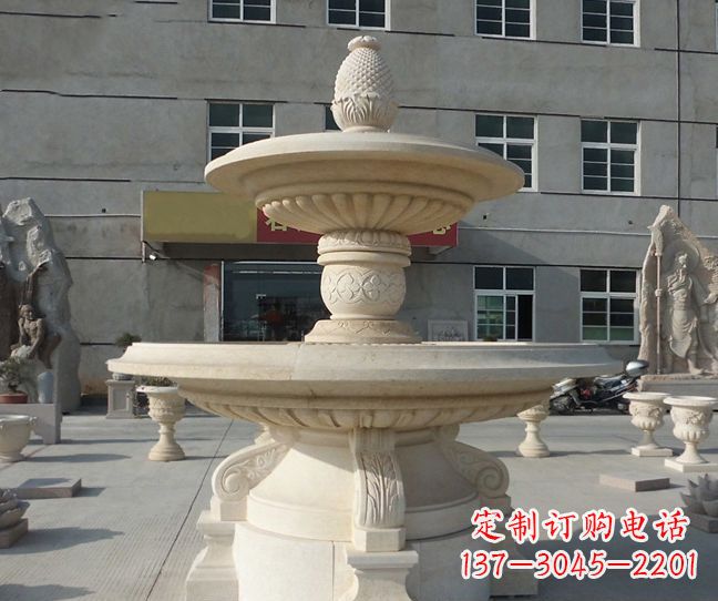 保定菠萝雕塑点缀小区景观的精美艺术品
