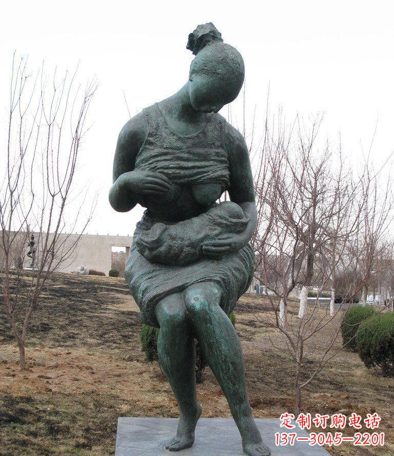 保定女性雕塑——象征着美丽与力量
