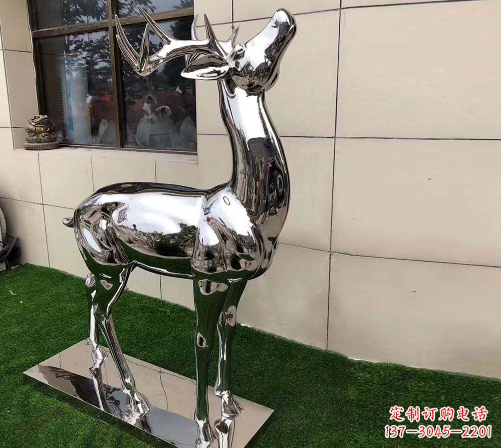保定不锈钢别墅镜面小鹿雕塑