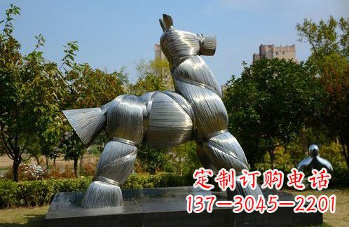 保定不锈钢草扎马雕塑