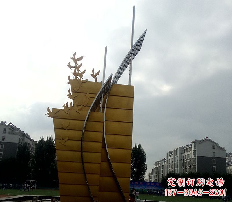 保定不锈钢帆船雕塑象征城市的起航