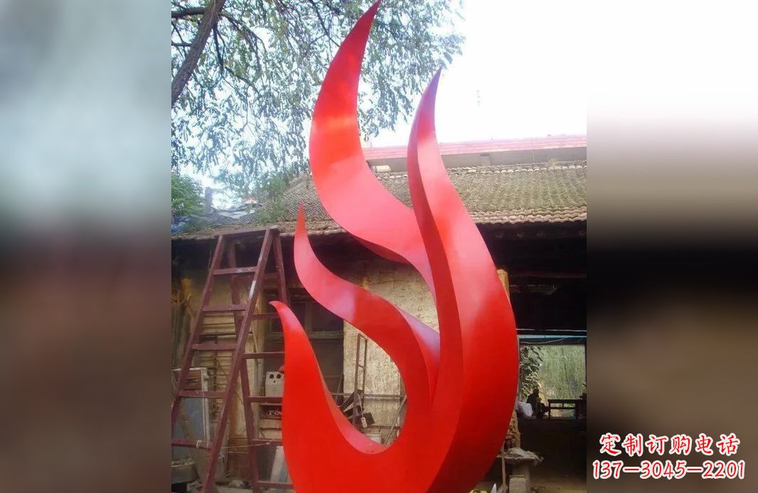 保定凤凰展翅飞翔的不锈钢雕塑