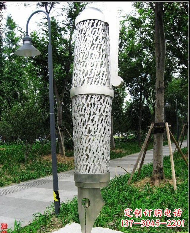 保定不锈钢钢笔雕塑艺术与科技的完美结合