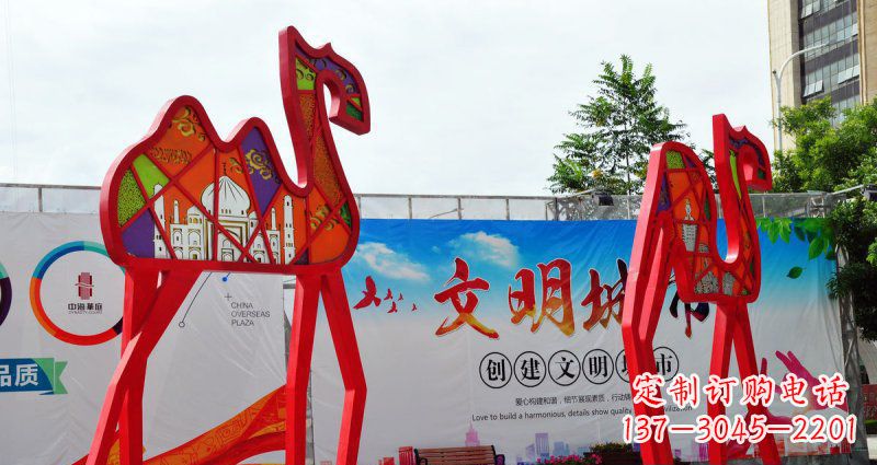 保定不锈钢骆驼雕塑