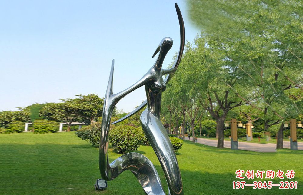 保定不锈钢抽象美女公园雕塑