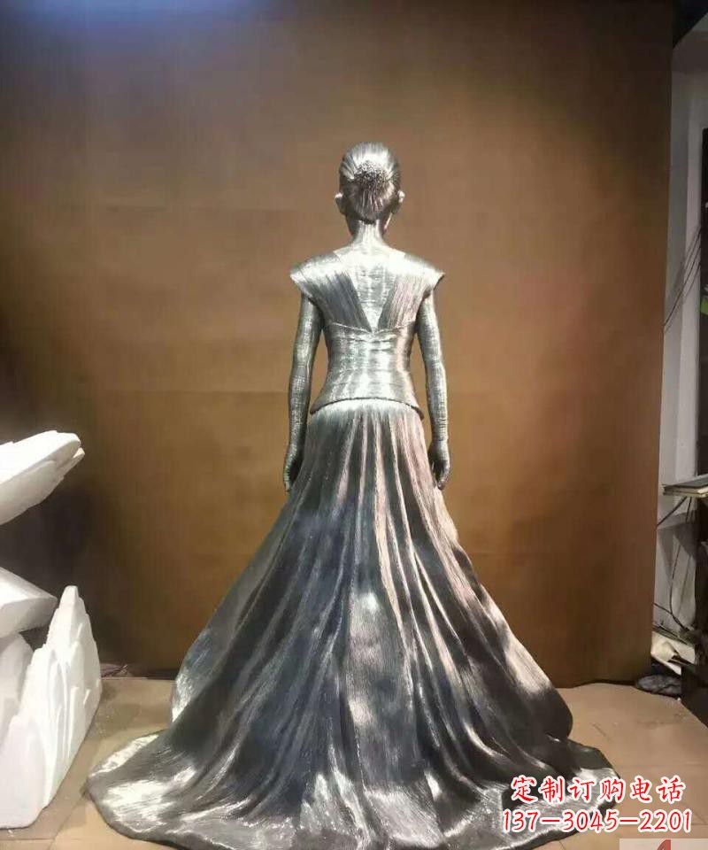保定女性之美不锈钢抽象女人身影雕塑