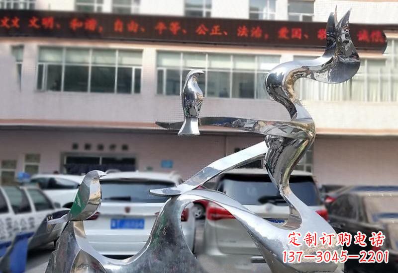 保定表达和平的不锈钢鸽子雕塑