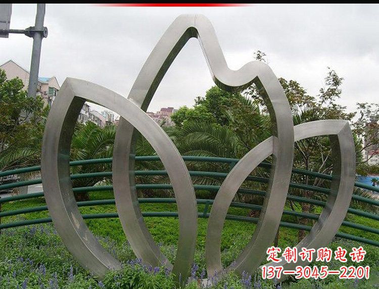 保定不锈钢树叶雕塑美丽与力量的完美结合