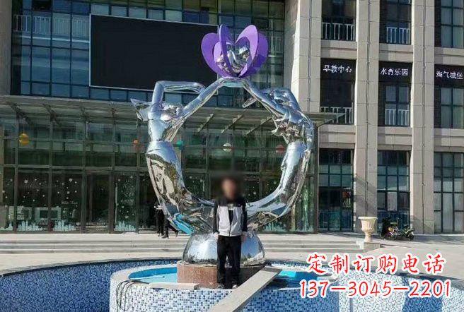 保定不锈钢抽象女孩雕塑