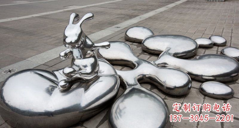 保定不锈钢兔子雕塑——精美的水滴广场装饰