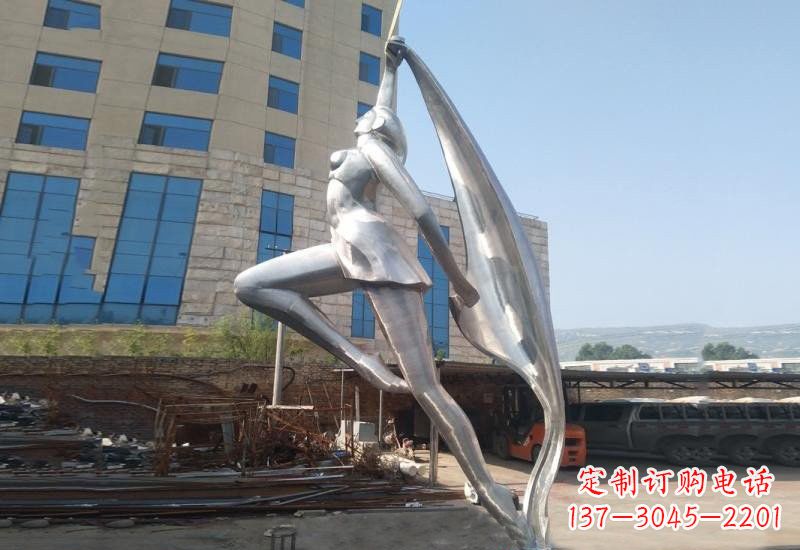 保定不锈钢女孩雕塑