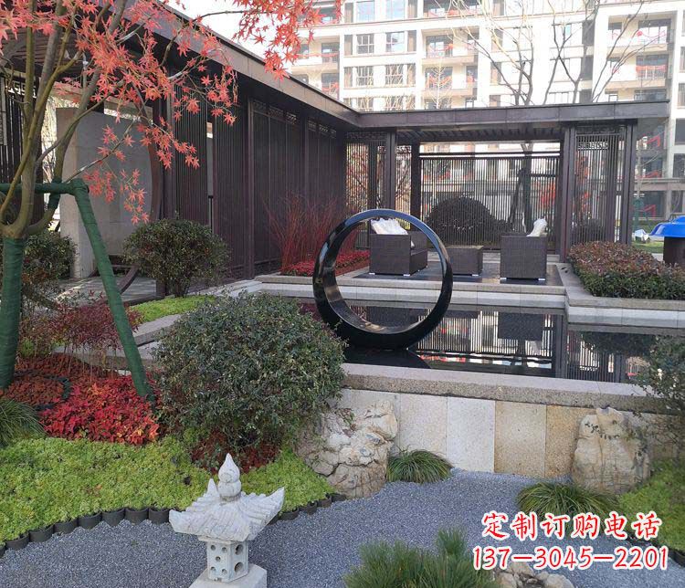 保定不锈钢抽象圆环雕塑