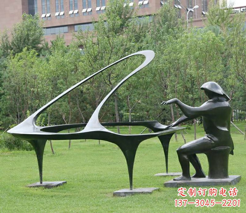 保定不锈钢弹钢琴人物公园雕塑