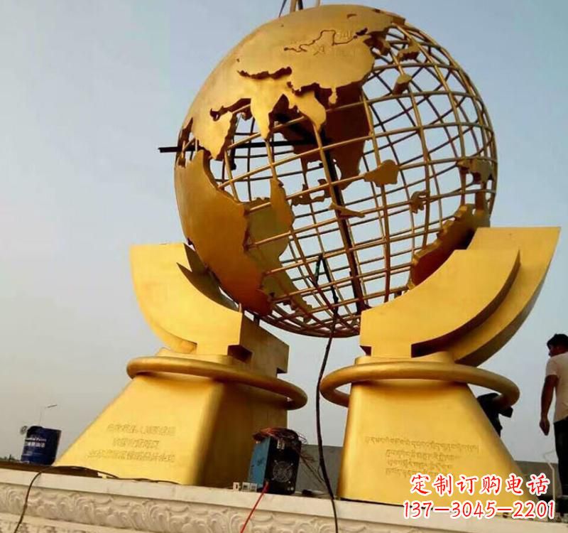 保定不锈钢地球仪镂空雕塑以艺术展示地球的美