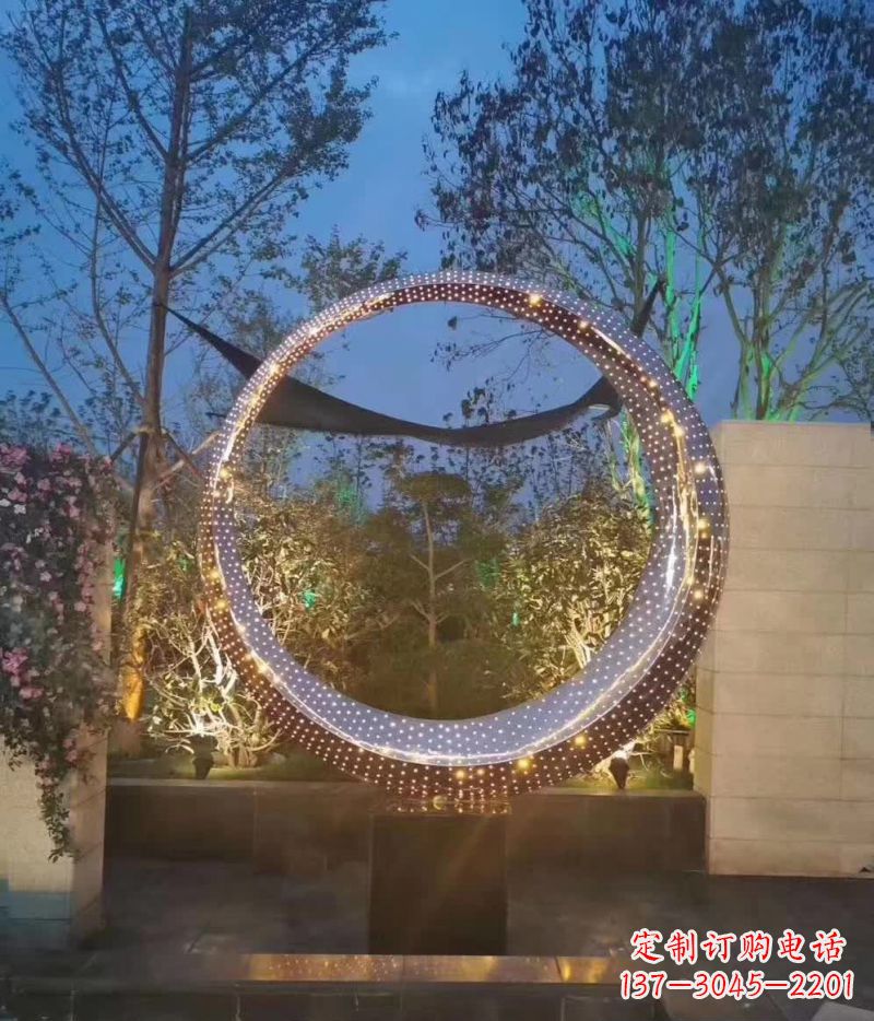 保定不锈钢圆环雕塑艺术与环境的完美结合