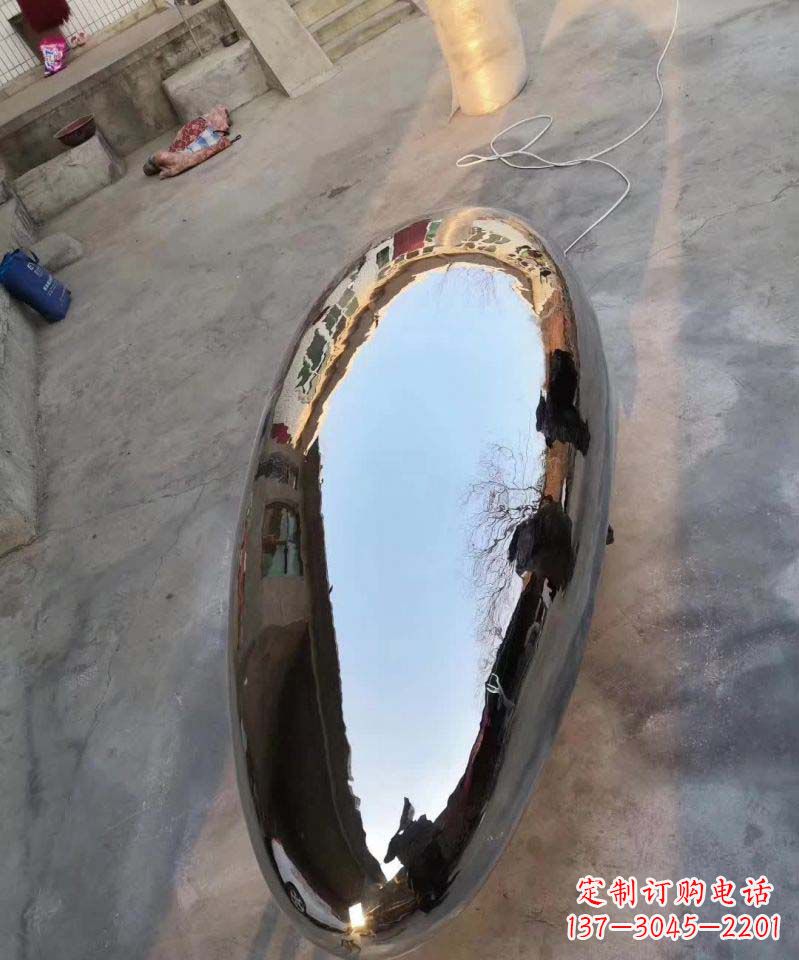 保定不锈钢水滴雕塑一种美观耐用的艺术品