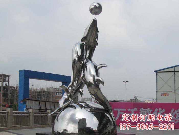 保定海豚雕塑精美细腻的艺术品