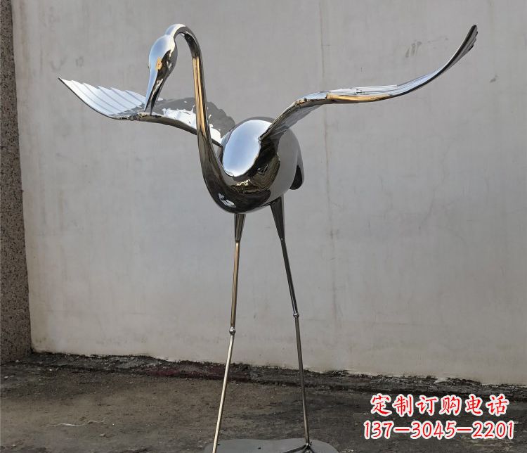 保定不锈钢锻造的丹顶鹤雕塑
