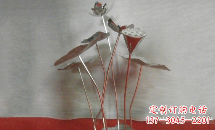 保定不锈钢锻造的荷叶雕塑