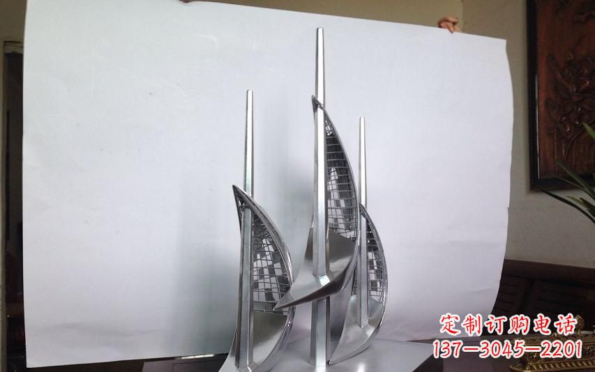 保定不锈钢帆船乘风破浪雕塑