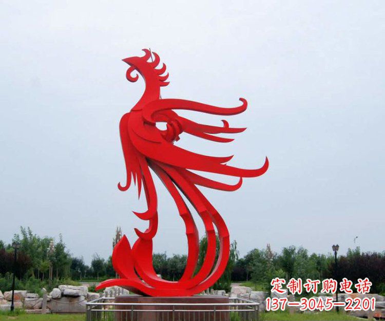 保定精美凤凰雕塑点亮凤凰公园