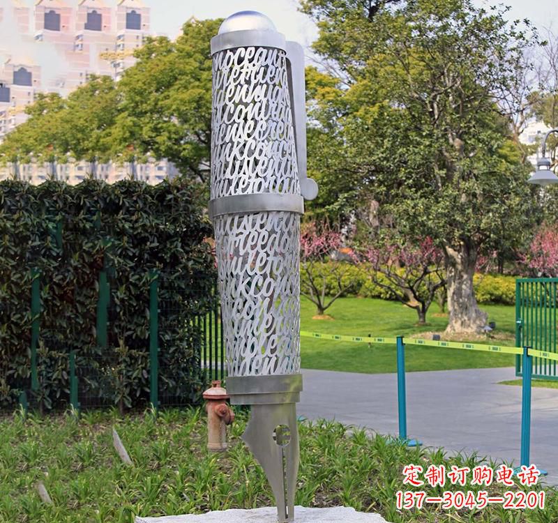 保定精致不锈钢钢笔雕塑
