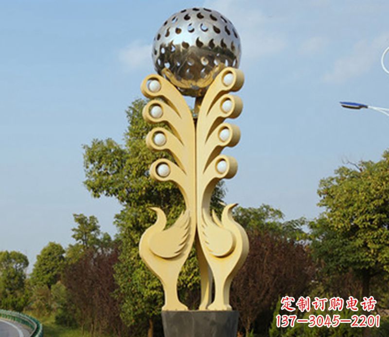 保定不锈钢公鸡抽象雕塑