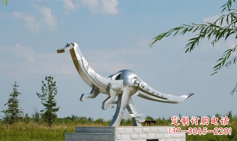 保定不锈钢公园动物鸭嘴龙雕塑