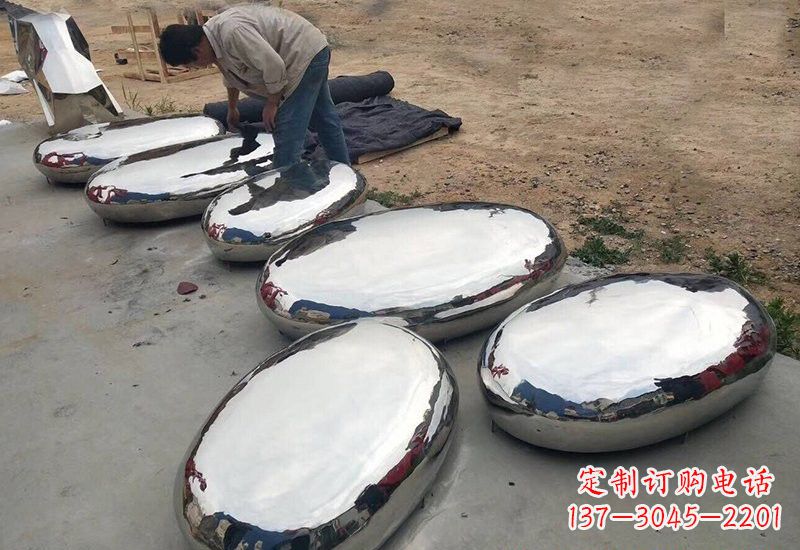 保定不锈钢公园鹅卵石雕塑