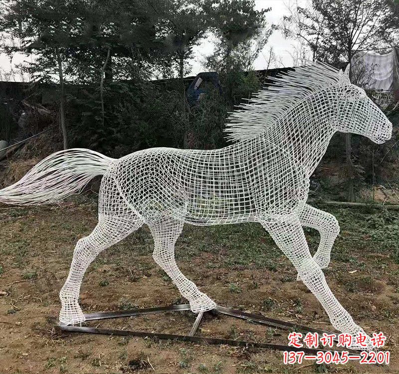 保定不锈钢公园镂空奔马雕塑——给城市带来动感