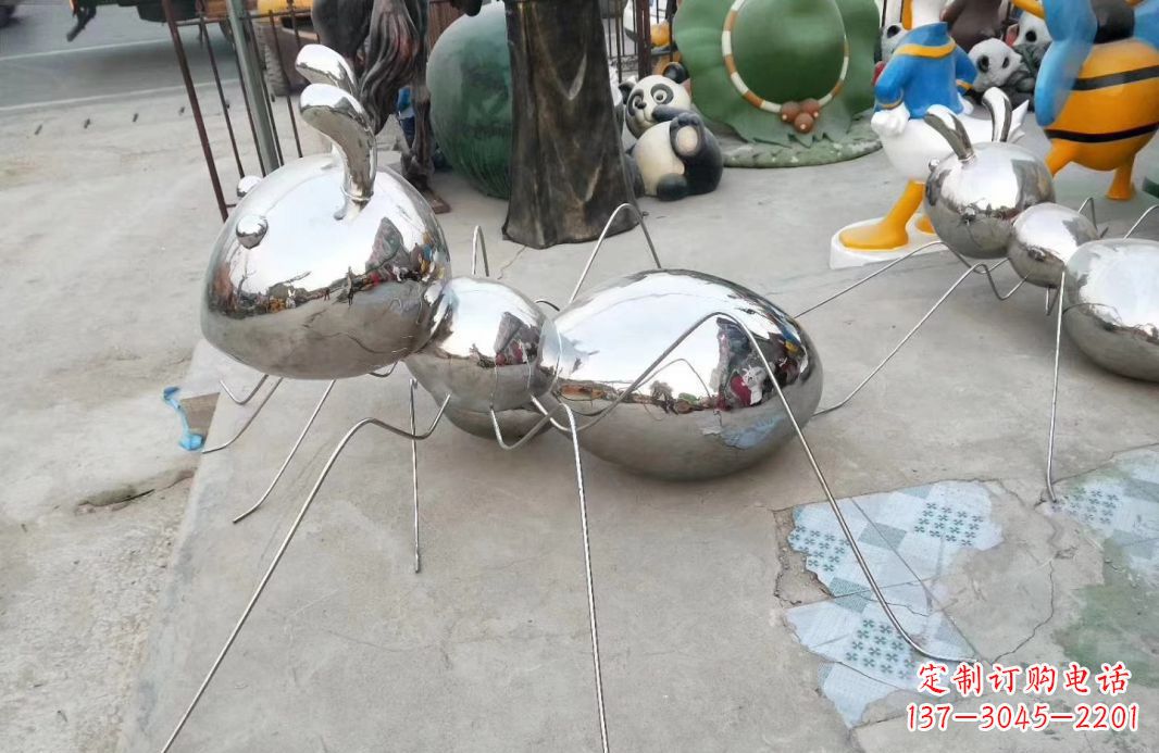 保定不锈钢公园蚂蚁动物雕塑